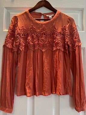Forever 21 Long Sleeve Rust Crochet Flowy Top Size M EUC